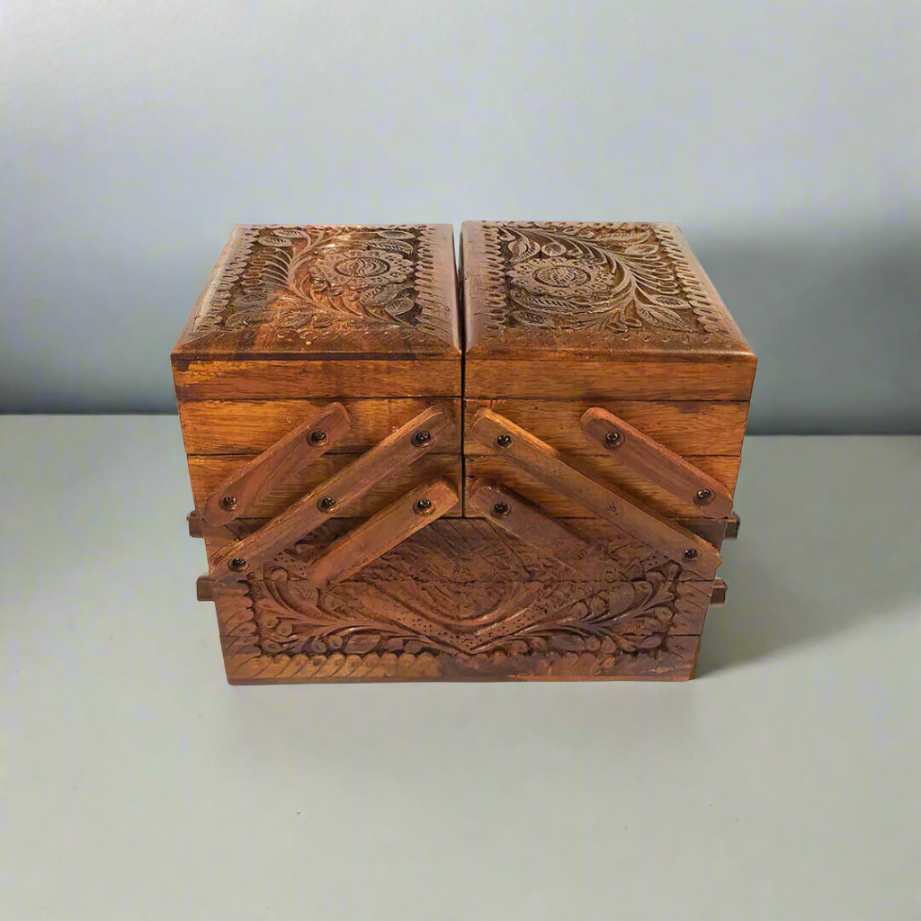 Sheesham Wood Jewelry/Singhar Box